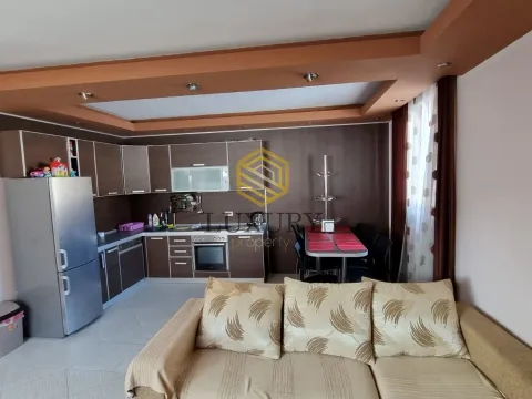Izdavanje, kuća, 102m², Centar, Kolašin - image 2