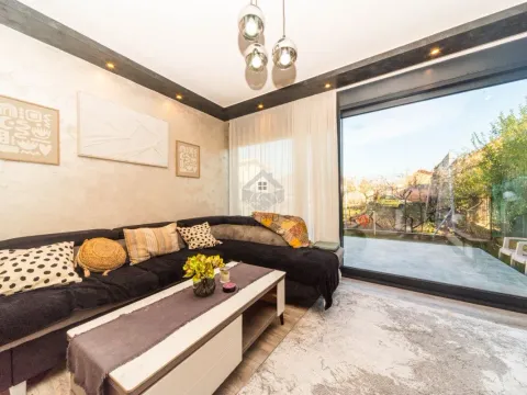 Rent, house, 125m², Gornja Gorica, Podgorica - image 3