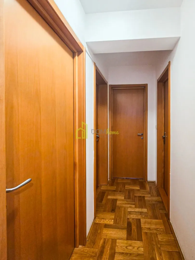 Izdavanje, trosoban stan, 75m², Stari Aerodrom, Podgorica