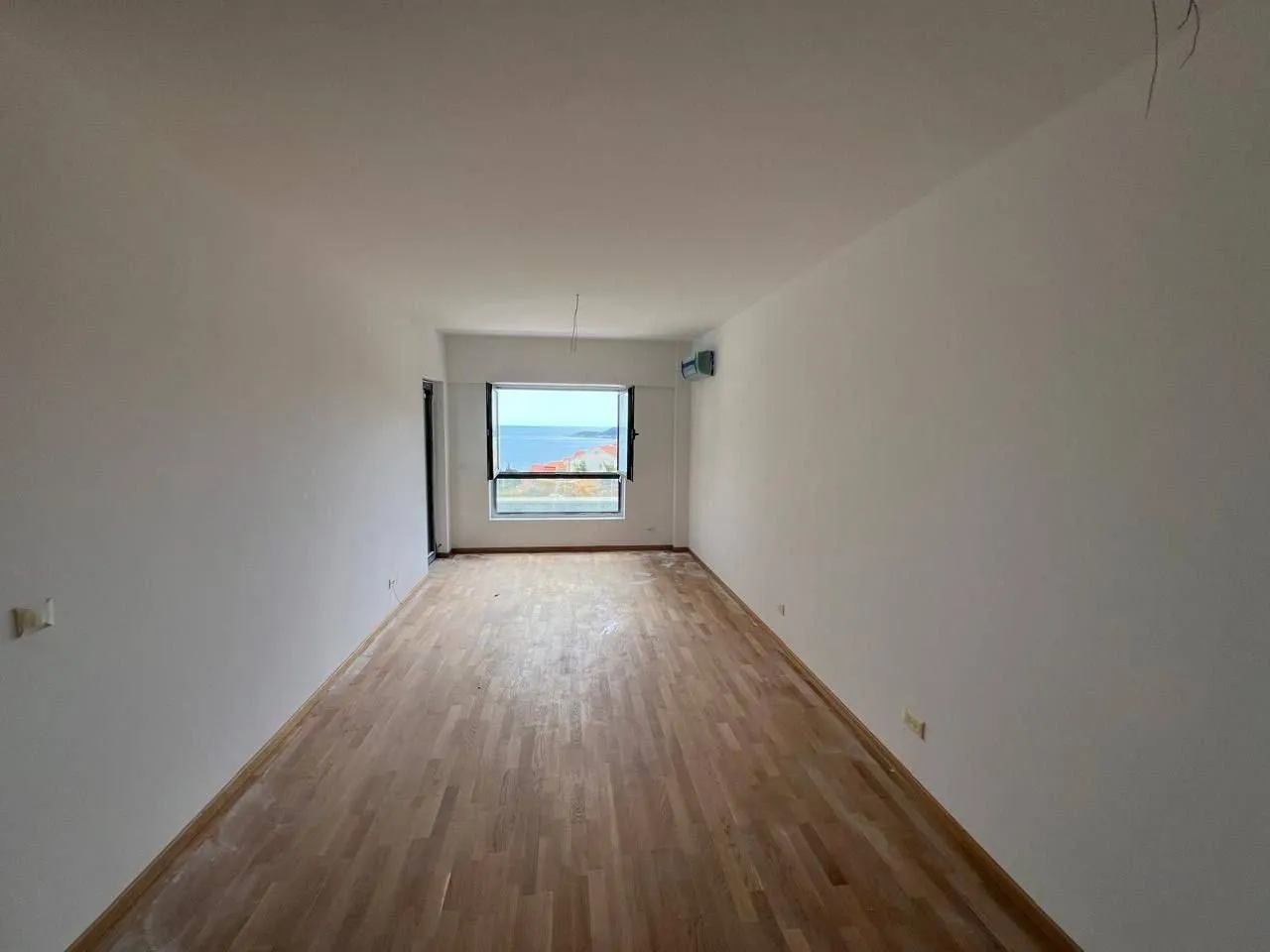 Sale, one bedroom apartment, 45m², Bečići, Budva