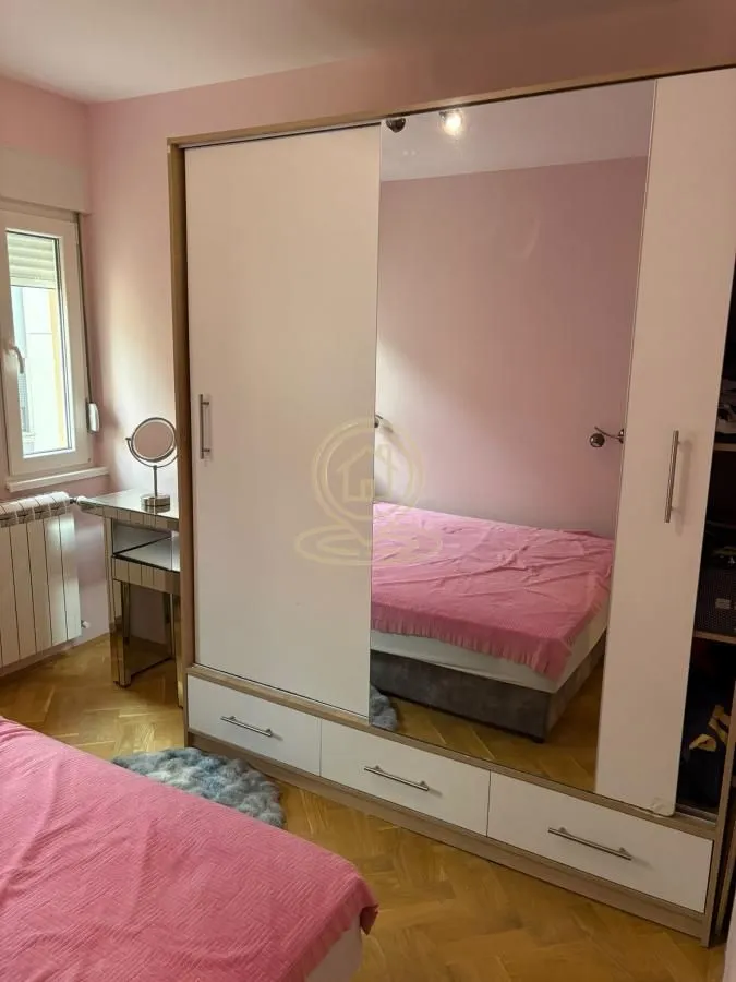 Izdavanje, dvosoban stan, 56m², Lekino Brdo, Voždovac Sve Podlokacije