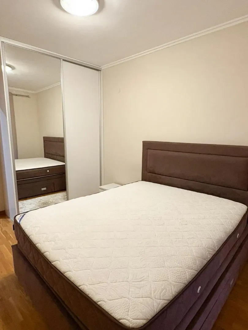 Izdavanje, jednosoban stan, 54m², City Kvart, Podgorica