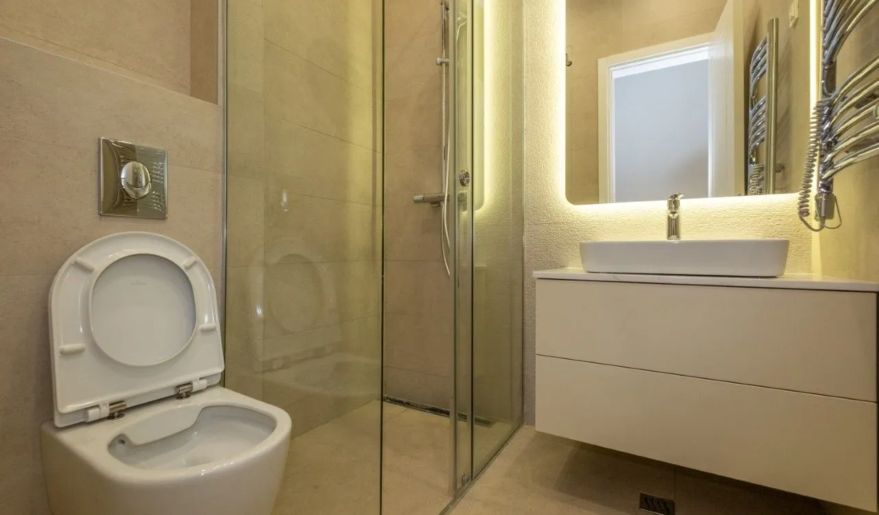 Izdavanje, trosoban stan, 205m², Gorica C, Podgorica