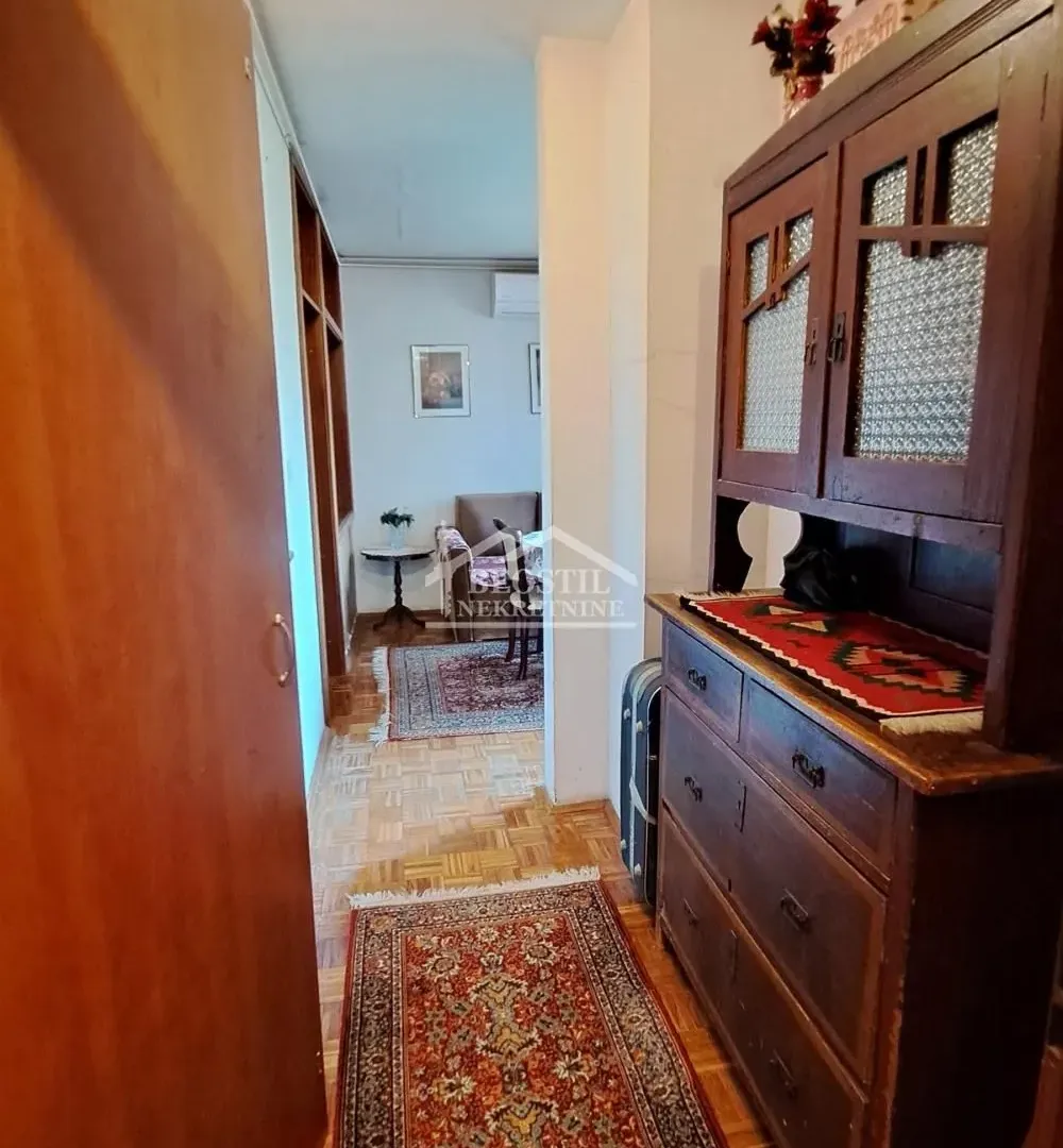 Prodaja, dvosoban stan, 68m², Višnjička Banja, Palilula Sve Podlokacije