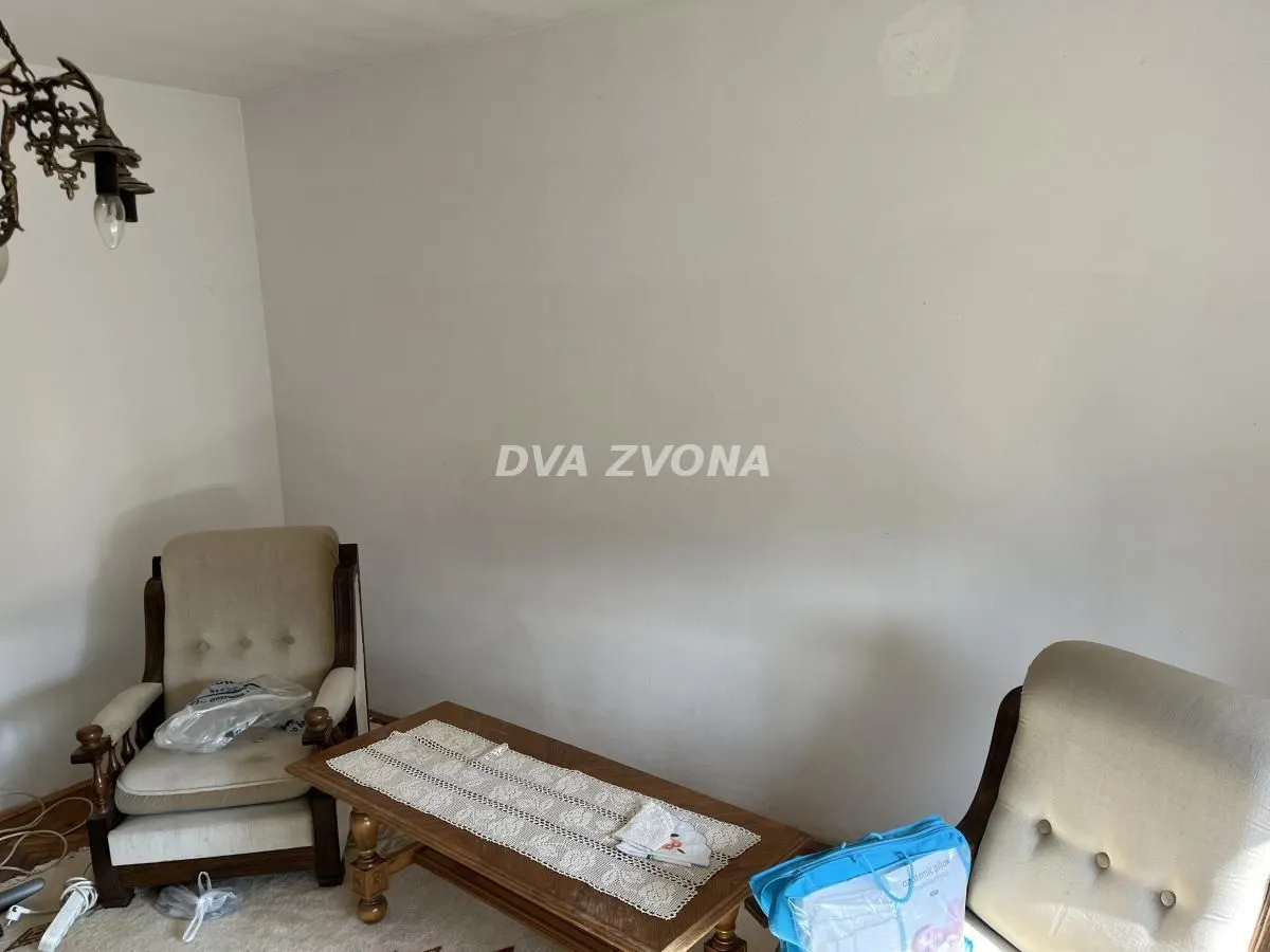Prodaja, kuća, 293m², Titel, Novi Sad