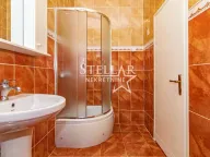 Izdavanje, dvosoban stan, 85m², Centar, Podgorica - image 5