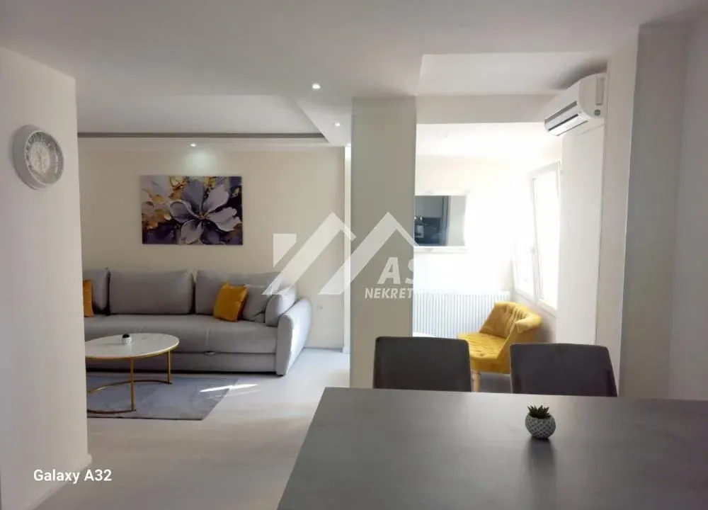 Rent, one bedroom apartment, 34m², Bulevar Oslobodjenja, Novi Sad Sve Podlokacije