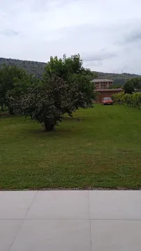 Sale, house, 350m², Tološi, Podgorica - image 3