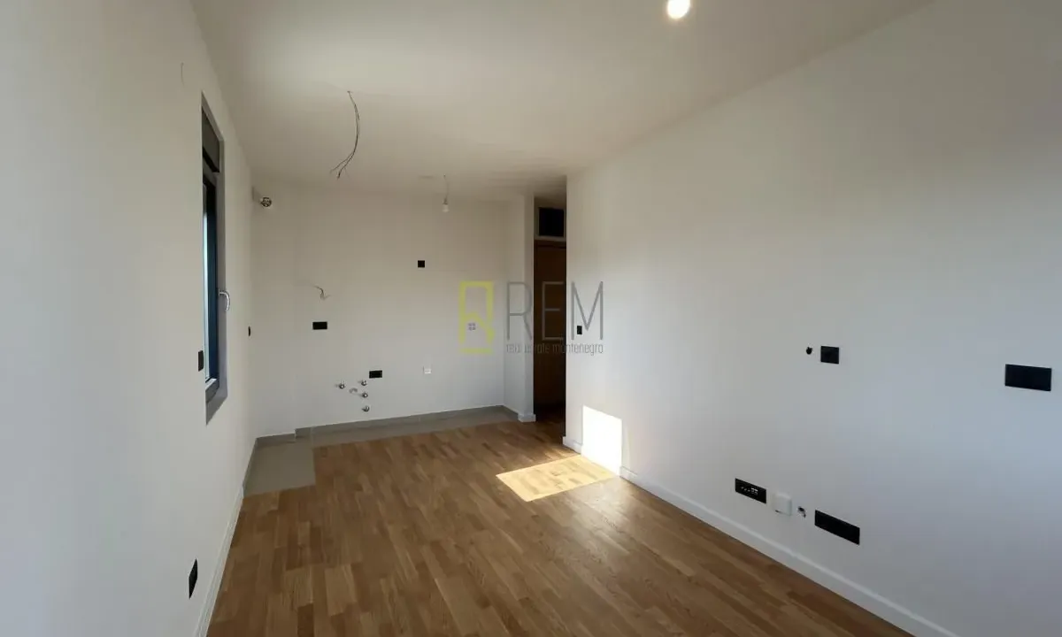 Prodaja, dvosoban stan, 50m², Zabjelo, Podgorica