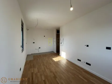 Prodaja, dvosoban stan, 50m², Zabjelo, Podgorica