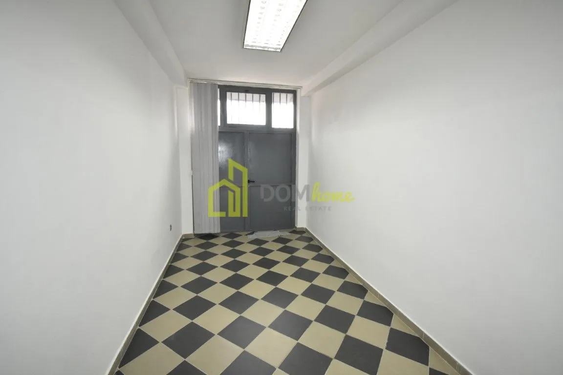 Rent, office space, 32m², Pobrežje, Podgorica