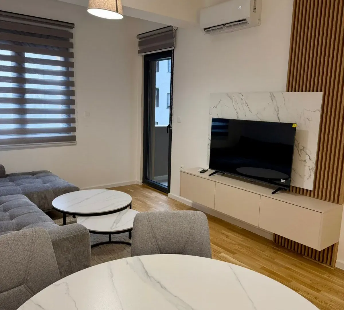 Izdavanje, jednosoban stan, 43m², Stari Aerodrom, Podgorica