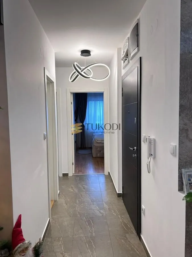 Prodaja, trosoban stan, 58m², Sremska Kamenica, Petrovaradin