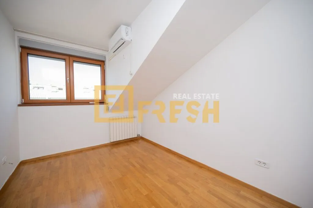 Rent, three bedroom apartment, 100m², Tološi, Podgorica