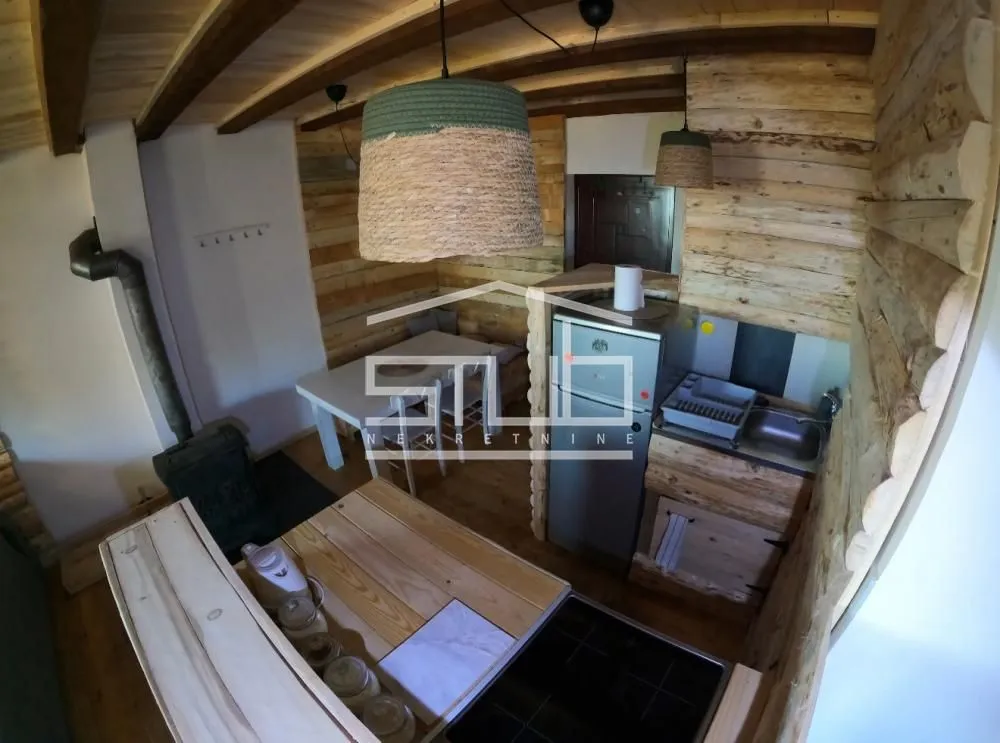 Prodaja, kuća, 77m², Kraljevi Čardaci, Kopaonik