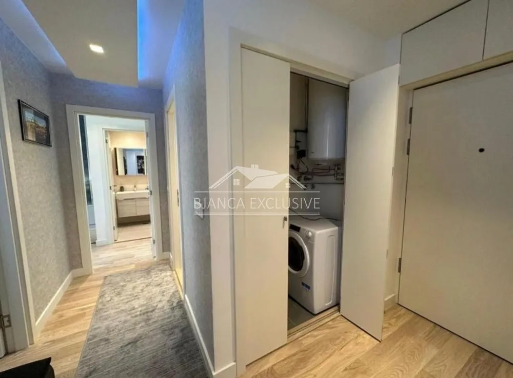 Sale, three bedroom apartment, 76m², Savski Venac, Beograd