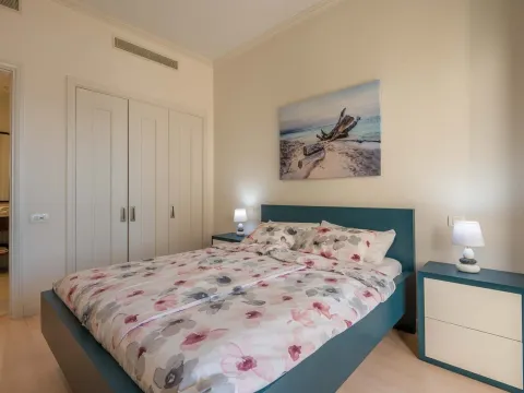 Sale, one bedroom apartment, 64m², Porto Montenegro, Tivat - image 8