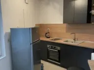 Izdavanje, jednosoban stan, 31m², Tivat, Crna Gora - image 1