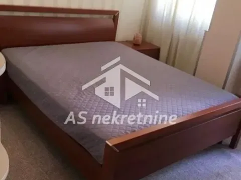 Izdavanje, trosoban stan, 87m², Stari Grad, Beograd - image 5