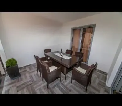 Sale, three bedroom apartment, 92m², Budva, Crna Gora - image 18