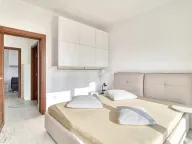 Izdavanje, dvosoban stan, 60m², Petrovac, Budva - image 15