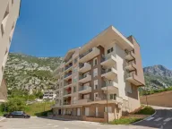 Prodaja, dvosoban stan, 100m², Dobrota, Kotor - image 3