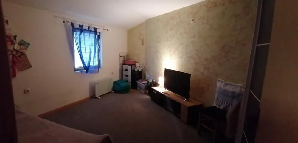 Prodaja, dvosoban stan, 71m², Zemun Centar, Zemun Sve Podlokacije