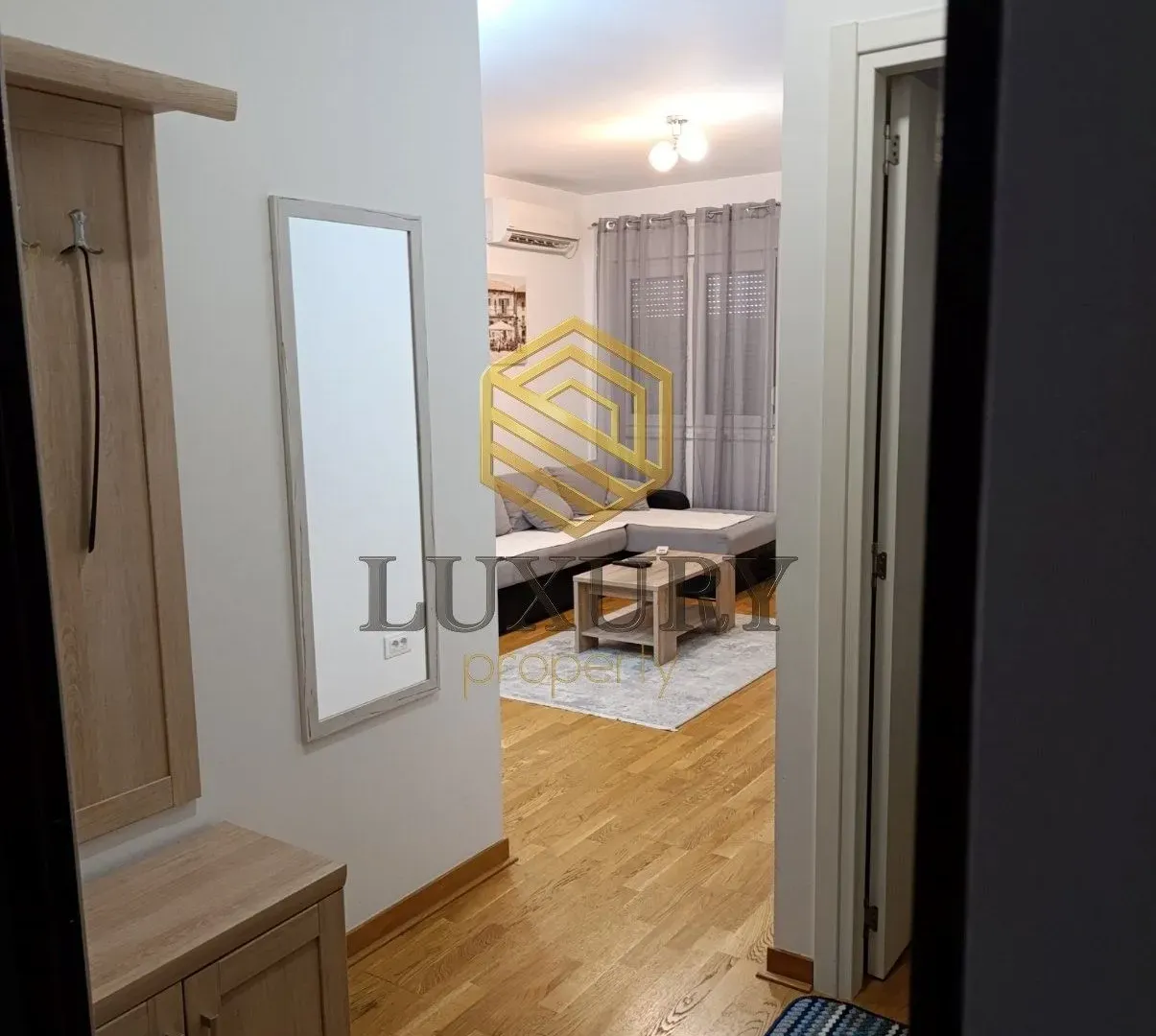 Rent, one bedroom apartment, 43m², City Kej, Podgorica