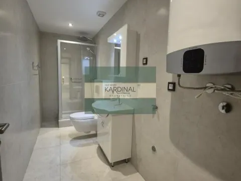 Prodaja, trosoban stan, 72m², Aqua park, Jagodina - image 18