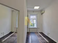 Izdavanje, poslovni prostor, 550m², Adamovićevo Naselje, Novi Sad Sve Podlokacije - image 10