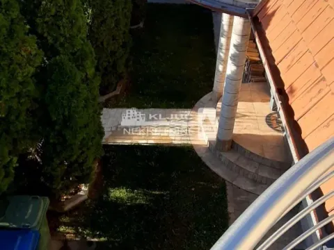 Izdavanje, kuća, 160m², Altina, Beograd - image 4