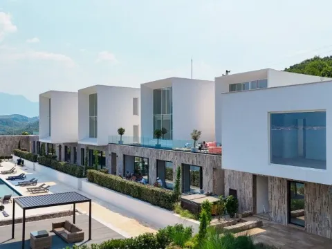 Sale, two bedroom apartment, 183m², Krašići, Tivat