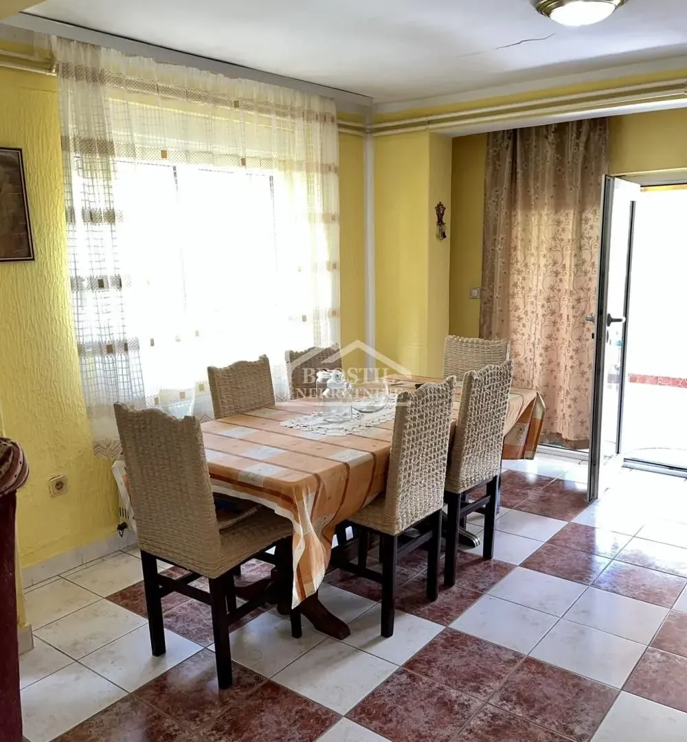 Sale, house, 341m², Grocka, Beograd