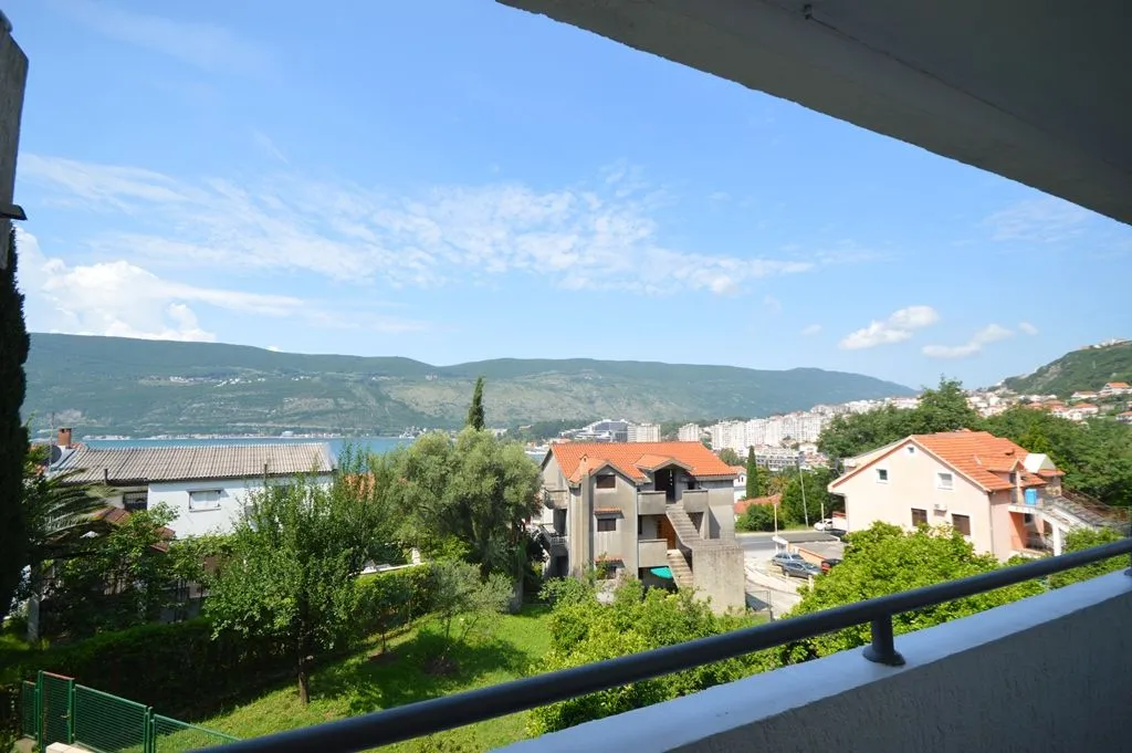 Prodaja, dvosoban stan, 76m², Topla, Herceg Novi