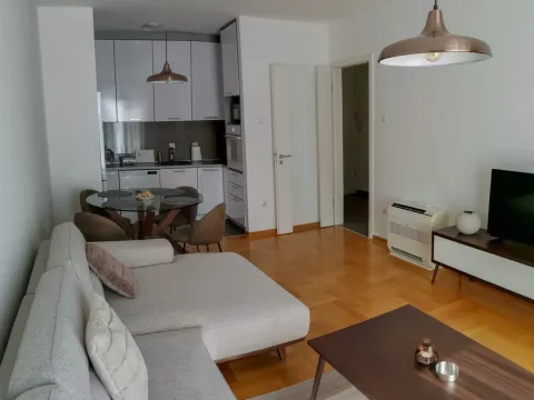 Sale, one bedroom apartment, 58m², Preko Morače, Podgorica - image 8
