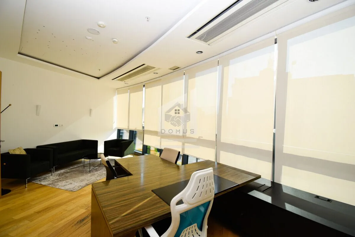 Rent, office space, 193m², Kod Capital Plaze, Podgorica