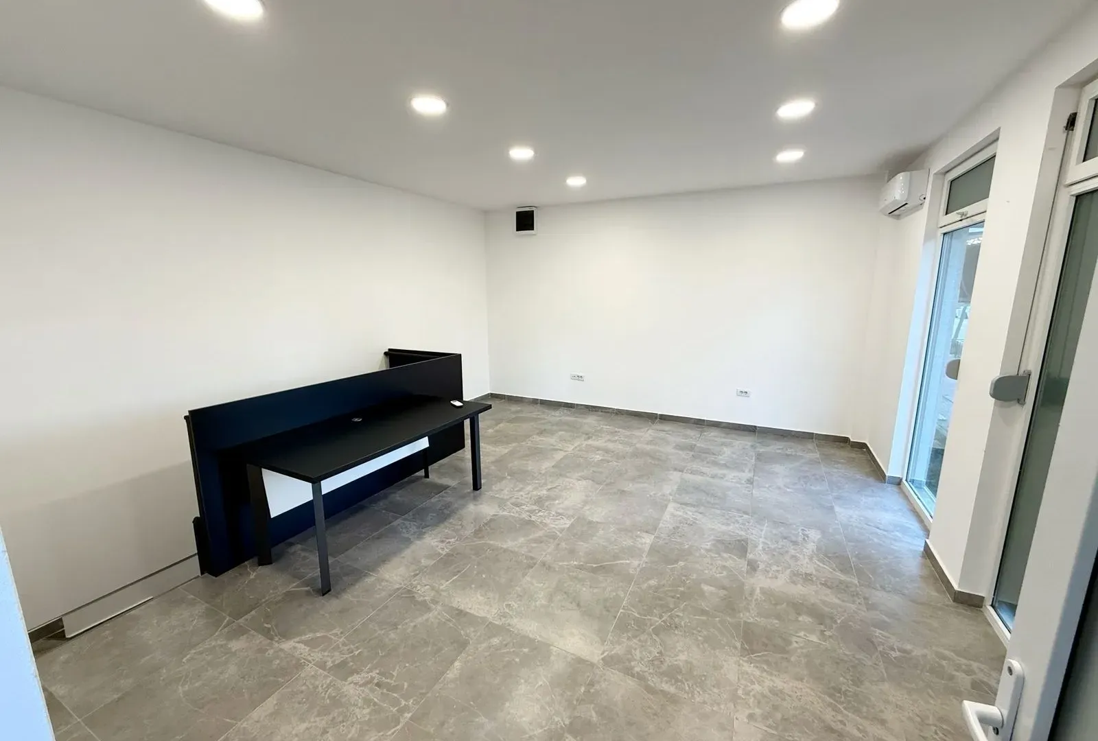 Rent, apartment, 56m², Blok 6, Podgorica