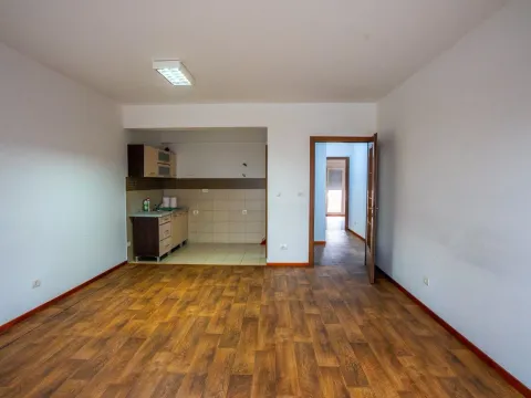 Rent, three bedroom apartment, 110m², City Kvart, Podgorica - image 2