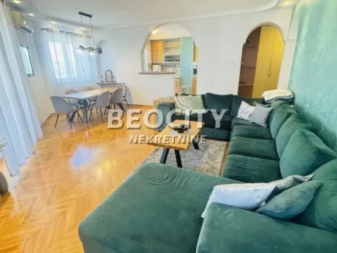 Izdavanje, stan, 130m², Stari grad, Novi Sad