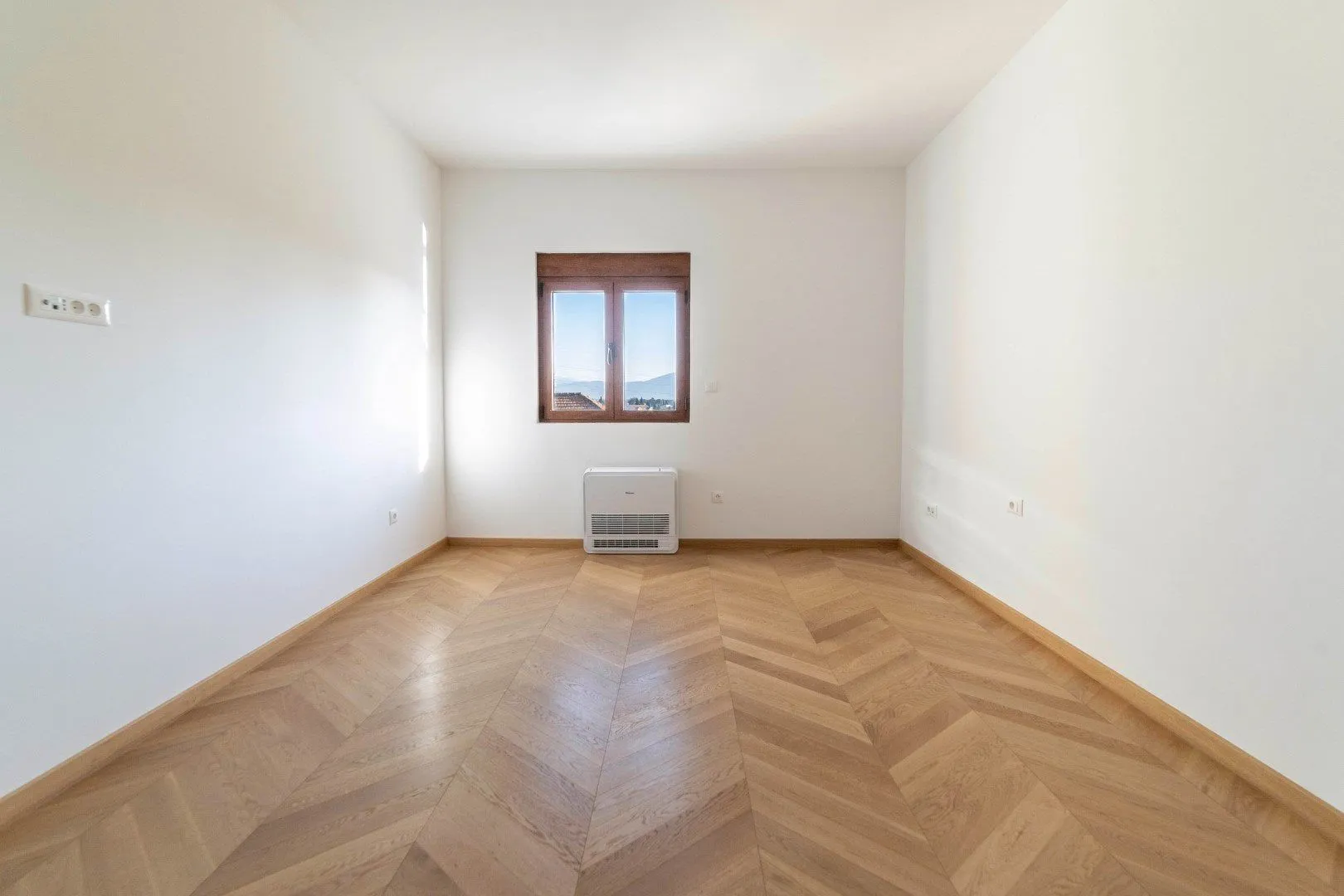 Prodaja, trosoban stan, 142m², Gorica C, Podgorica