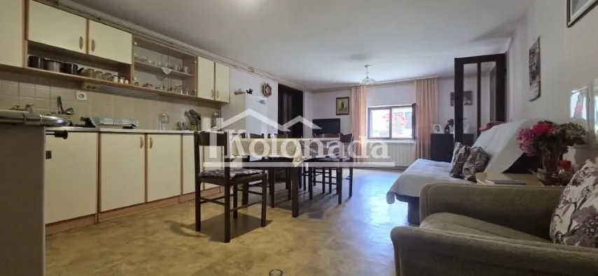 Sale, house, 310m², Sopot, Beograd