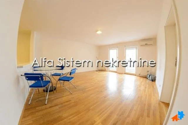 Izdavanje, stan, 93m², Stari Grad, Beograd