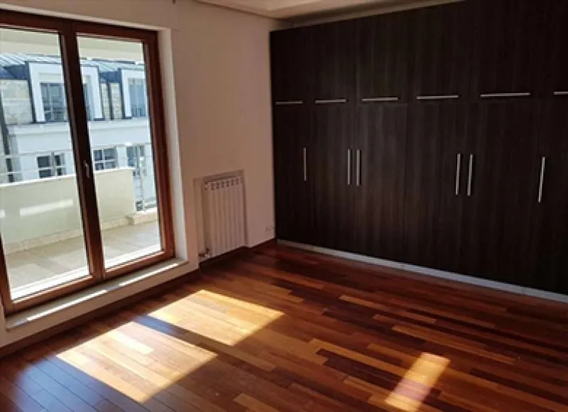 Izdavanje, stan, 282m², Savski Venac, Beograd
