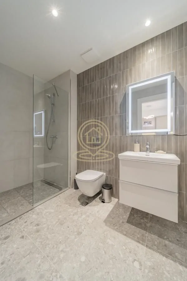 Rent, two bedroom apartment, 55m², Savski Venac, Beograd