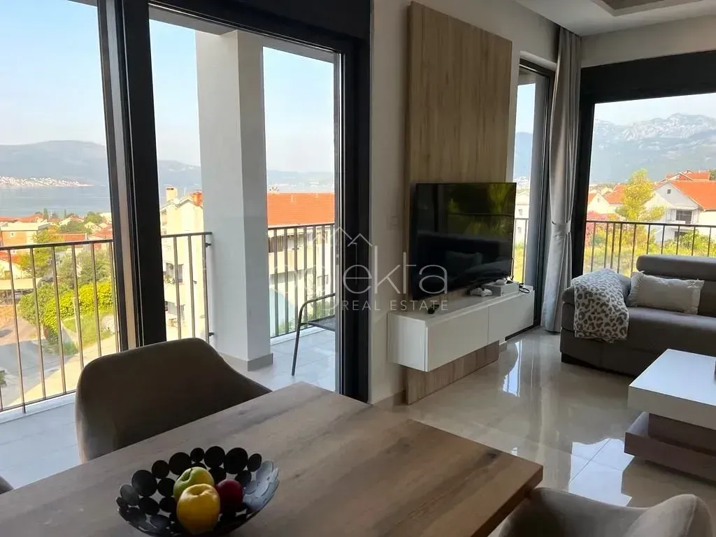 Rent, apartment, 63m², Tivat, Crna Gora