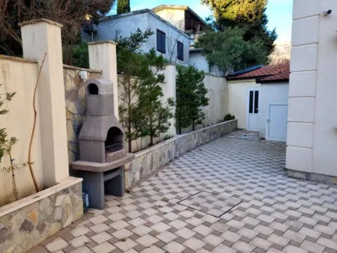 Rent, studio apartment, 28m², Sutomore, Bar - image 7