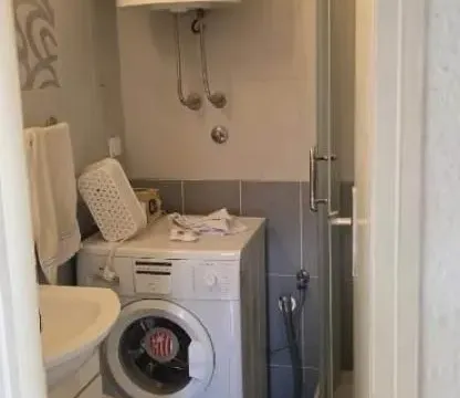 Sale, two bedroom apartment, 50m², Lion, Zvezdara Sve Podlokacije - image 9
