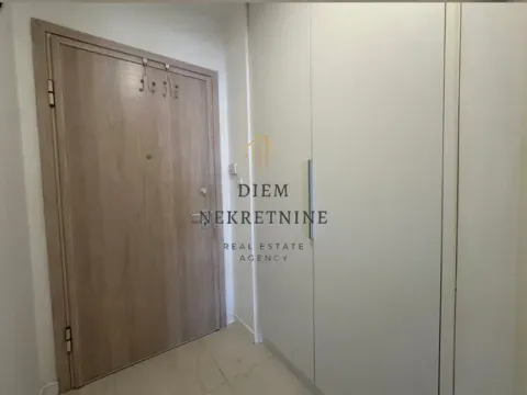 Rent, one bedroom apartment, 49m², Central Point, Podgorica - image 10