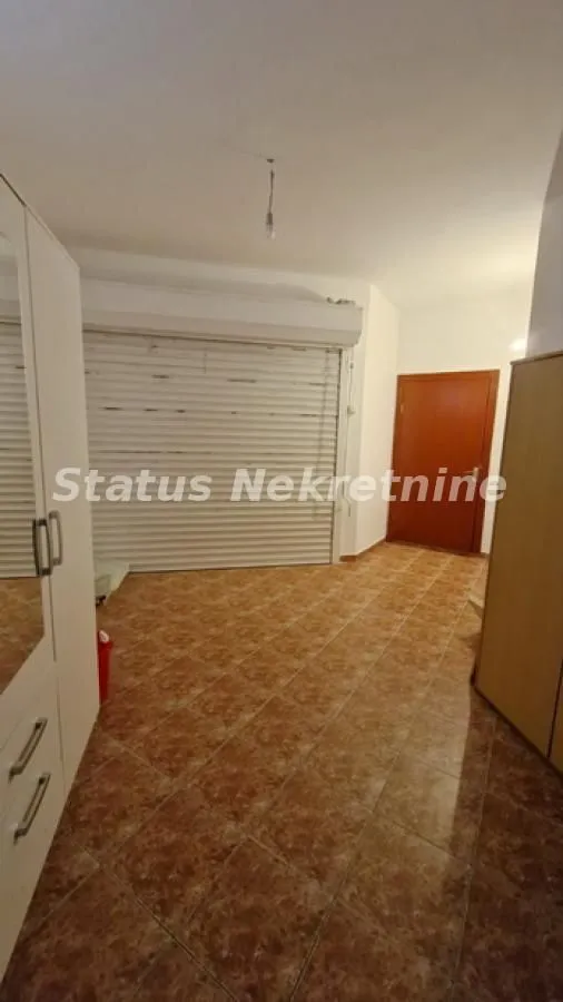 Prodaja, kuća, 338m², Sremska Kamenica, Petrovaradin