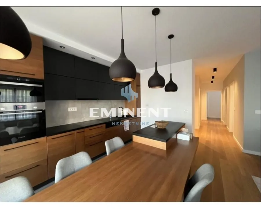 Rent, four bedroom apartment, 113m², Savski Venac, Beograd